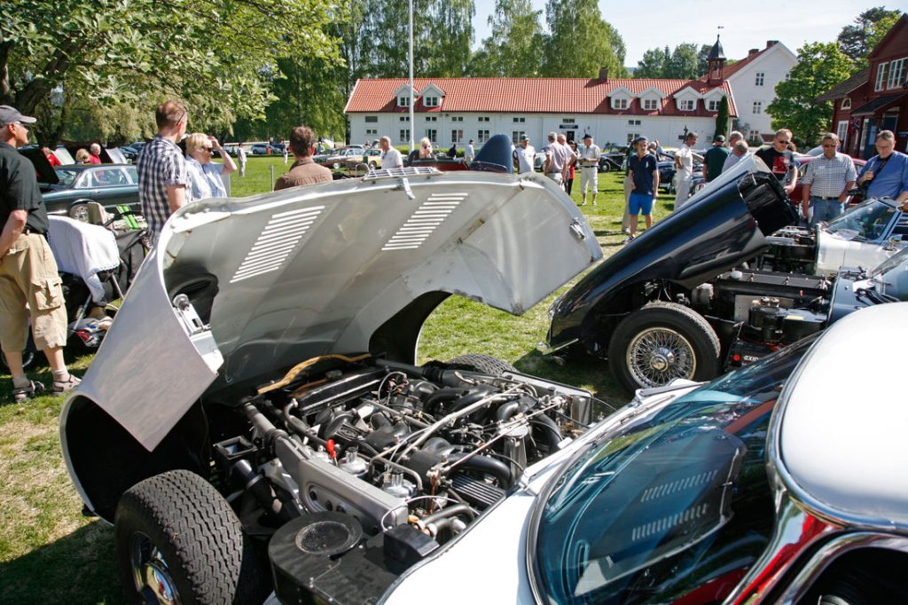 Sommermøtet i Norsk Jaguar KLubb samler medlemmene til bilopplevelser og årets generalforsamling. Her fra sommermøtet på Torbjørnrud i 2012.